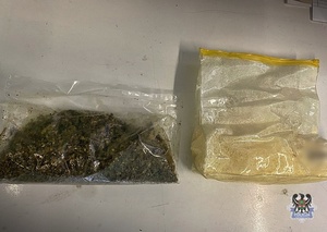 Znaczne ilości amfetaminy i marihuany zdjęte z czarnego rynku przez wywiadowców wałbrzyskiej komendy