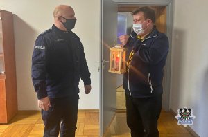 Na zdjęciu Zastępca Komendanta Miejskiego Policji w Wałbrzychu oraz Komendant Hufca ZHP Ziemi Wałbrzyskiej.