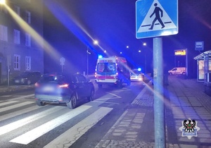 Miejsce wypadku drogowego na ul. Piłsudskiego w Wałbrzychu.