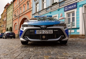 Na zdjęciu kolejne ujęcie radiowozu.