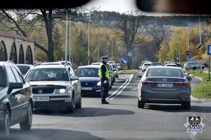 Na zdjęciu policjant podczas jednej z poprzednich akcji Znicz.