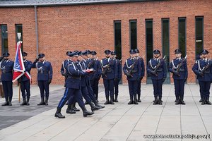 Na zdjęciu policjanci podczas uroczyści