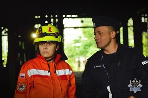 Na zdjęciu służby ratownicze oraz pozoranci podczas ćwiczeń dowódczo-sztabowych Wałbrzych 23.
