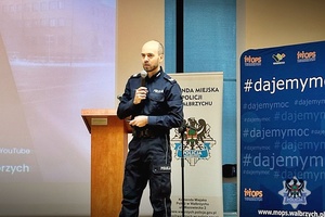 Na zdjęciu uczestnicy I Konferencji odpowiedzialności prawnej nieletnich.