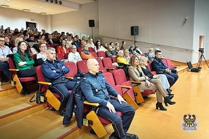 Na zdjęciu uczestnicy I Konferencji odpowiedzialności prawnej nieletnich.