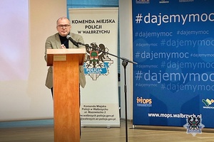 Na zdjęciu uczestnicy I Konferencji odpowiedzialności prawnej nieletnich.