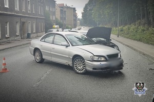 Na zdjeciu uszkodzony pojazd.