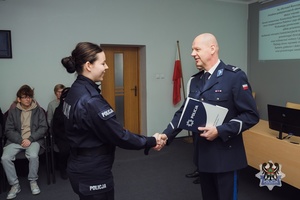 Na zdjęciu policjanci podczas oficjalnego ślubowania.