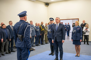 Na zdjęciu policjanci biorący udział w mianowaniu.