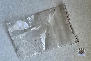 Na zdjęciu woreczek strunowy z narkotykami.