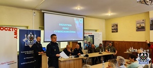 zdjęcia z debaty społecznej