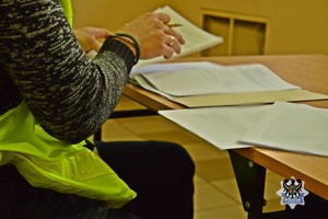 Podał się za pracownika elektrowni, by dokonać kradzieży mieszkaniowej. Odpowie także za inne przestępstwo