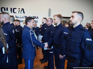 Ślubowanie nowo przyjętych policjantów garnizonu dolnośląskiego. Jeden zasilił wałbrzyską komendę