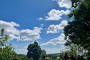 Na zdjęciu uczestnicy działań ratowniczych na terenie Książąńskiego Parku Krajobrazowego.