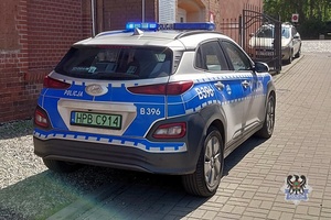 Na zdjęciu policyjny radiowóz.