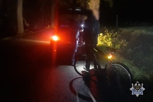 Popołudniowa zmiana, ci sami boguszowscy dzielnicowi i trzech nieodpowiedzialnych kierujących wyeliminowanych z lokalnych dróg