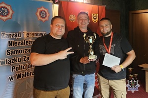 Na zdjęciu zwycięzcy zawodów.