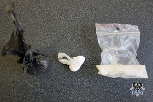 Na zdjęciu zabezpieczone narkotyki.