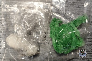 Na zdjęciu zabezpieczone narkotyki.