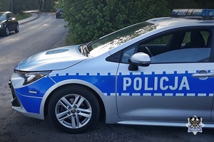 Na zdjeciu radiowóz.