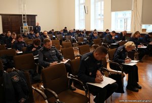 Na zdjeciu uczestnicy podczas konkursu.