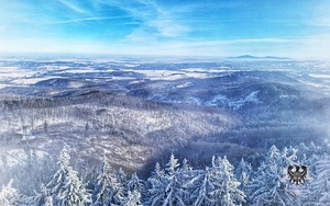 Widoki w trakcie wyjścia policjantek i pracownic wałbrzyskiej komendy na Trójgarb.