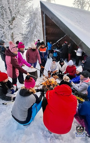 Zdjęcie grupowe uczestniczek wycieczki na Trójgarb.
