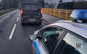 Jechał „wężykiem” po Unisławiu Śląskim – marciszowski policjant zatrzymał po służbie nietrzeźwego kierującego