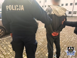 Agresja wobec funkcjonariuszy nie pozostaje bezkarna. Dwie osoby zatrzymane