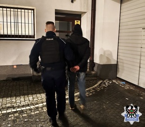 Sześć zatrzymań w kilkanaście godzin. Policjanci z Wałbrzycha i powiatu nie ustają w działaniach wobec osób poszukiwanych