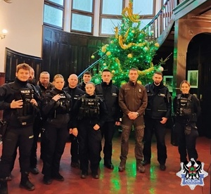 Wspólne zdjęcie służb biorących udział w akcji