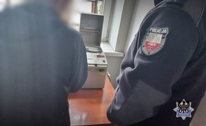 W świąteczny weekend policjanci zatrzymali dwoje nietrzeźwych kierujących