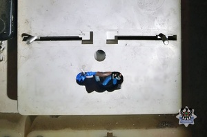 W weekend boguszowscy dzielnicowi odwiedzili dwa mieszkania, w których ujawnili nielegalny pobór prądu