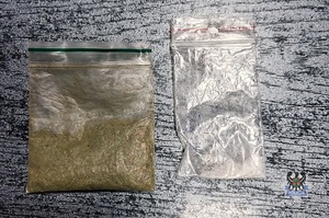 Na zdjęciu zabezpieczone narkotyki.