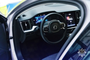 Na zdjęciu nowy policyjny radiowóz.