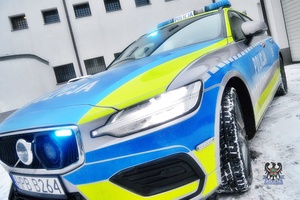 Na zdjęciu nowy policyjny radiowóz.