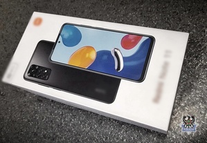 Na zdjęciu przykładowe opakowanie telefonu.