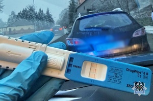 Tym razem zatrzymanych dwoje kierujących znajdujących się pod wpływem narkotyków