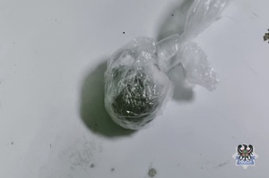 na zdjęciu zabezpieczone narkotyki