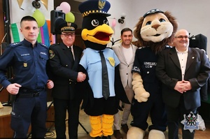 Na zdjęciu uczestnicy spotkania z okazji Dnia kobiet.