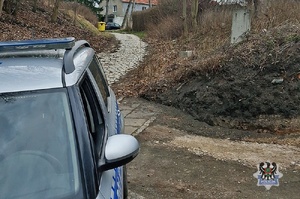 Na zdjęciu radiowóz.