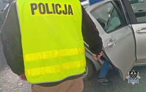 Podczas Dnia Kobiet ukradł donicę ogrodową z kwiatami, ale wczoraj wpadł w ręce policjantów pierwszego komisariatu