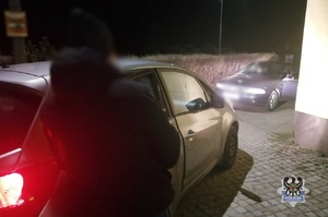 Boguszowscy policjanci sprawdzali uprawnienia kierujących w Borównie. Wpadł jeden przestępca drogowy