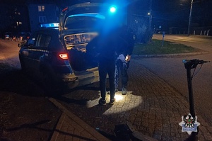 Świąteczny weekend z czterema kierującymi, którzy wyjechali na drogi pod wpływem alkoholu. Jeden z mężczyzn spowodował kolizję drogową