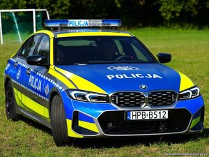 Na zdjęciu nowy radiowóz policji BMW