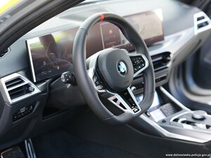 Na zdjęciu nowy radiowóz policji BMW