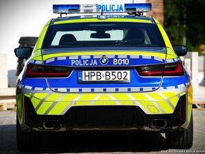 Na zdjęciu nowy radiowóz policji BMW